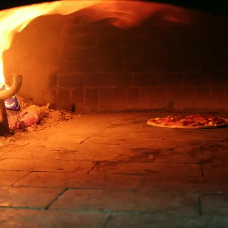 Da Rosalbino Nocleg ze śniadaniem *